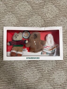 NWT STARBUCKS KEYCHAIN BEAR MINI COOKIE HOUSE 2025 HOLIDAY COLLECTION